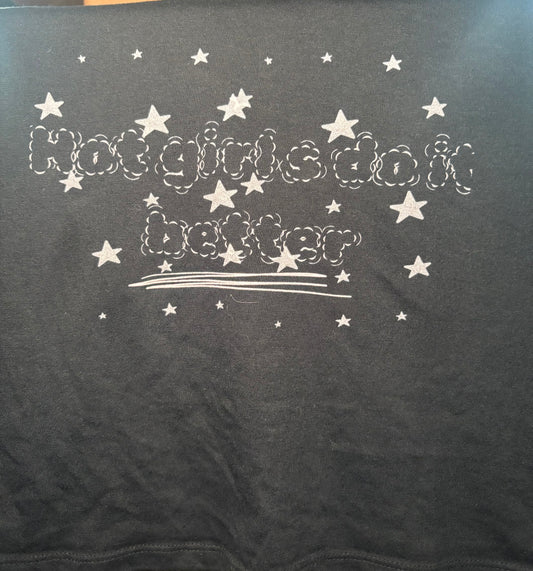 Hot girls do it better crop top