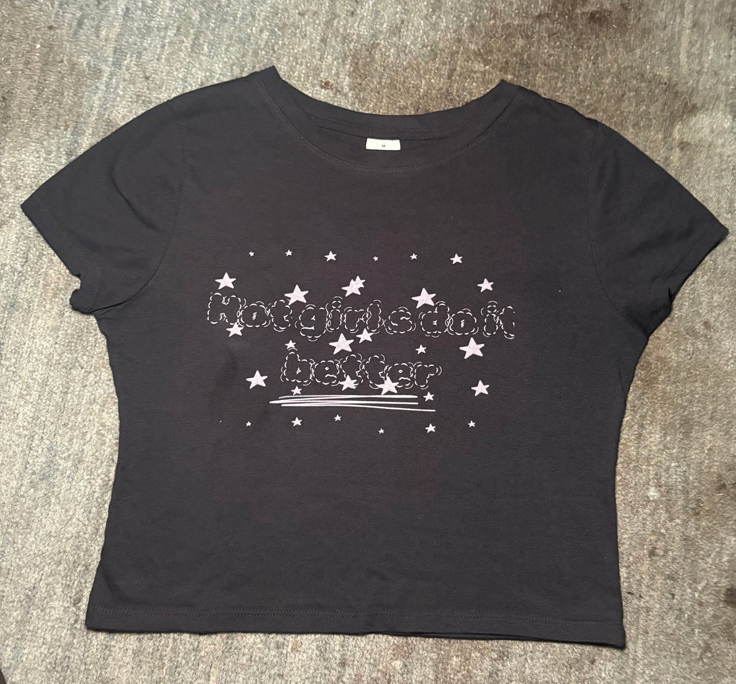 Hot girls do it better crop top