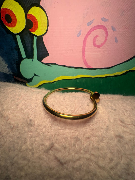 Heart bangle bracelet