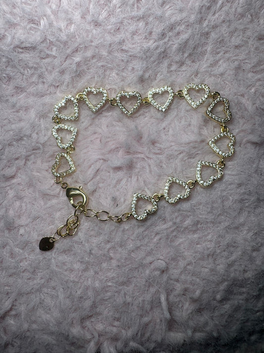 Cut out heart bracelet